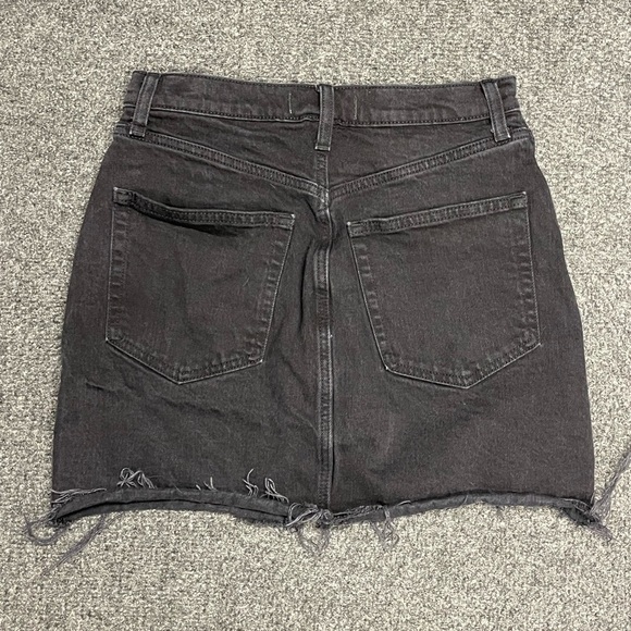 Abercrombie and Fitch Ultra High Rise Curve Love Black Denim Mini Skirt Size 6 - Picture 3 of 5